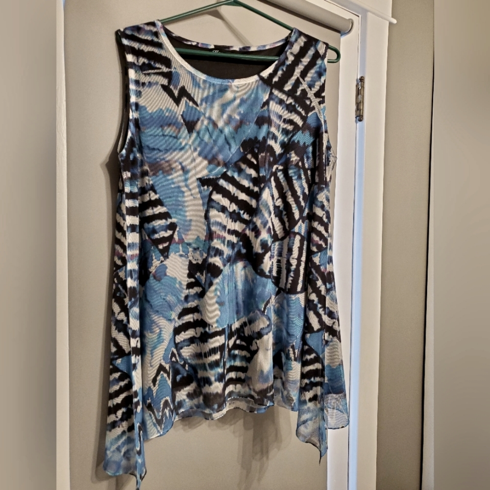 Creation Sleeveless blouse